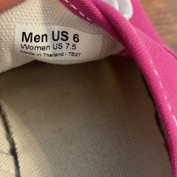 Vans pink skate shoes size 6 mens 7.5 woman’s - Picture 5 of 5